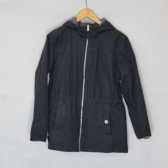 UNBRANDED Reversible Black Rain material to Gray fuzzy material hooded zip up - Picture 2 of 16